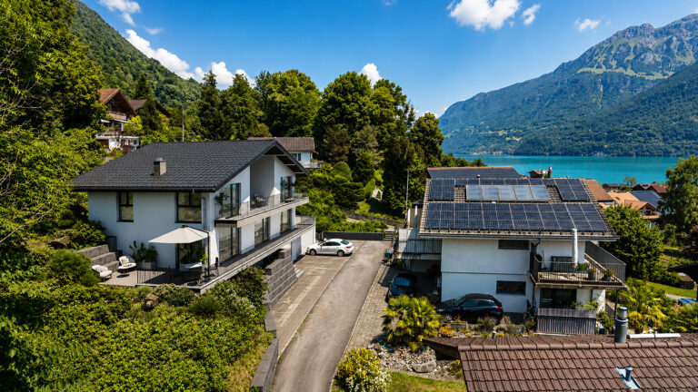 New single-family home in Ringgenberg, Canton of Bern